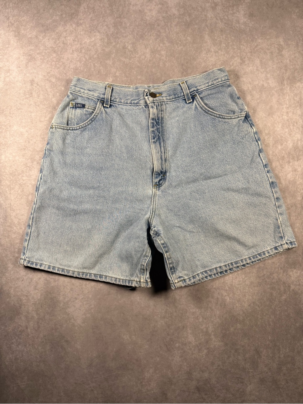 Vintage Women’s Lee Denim Mom Shorts Light Wash, Size 18 Long, Excellent Cond